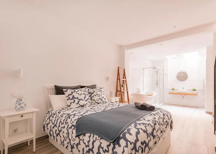 Dúplex en Antón Martín 4 Personas
